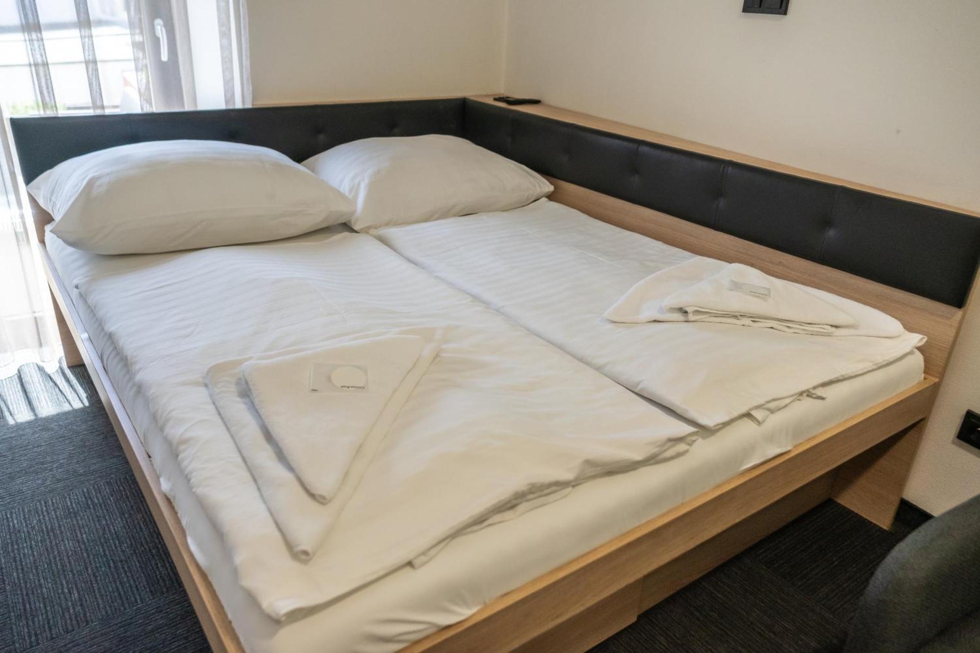 Hotel Plzeň Eksteriør bilde